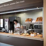B&B Hotel Nimes Ville Active, Parking Securise Gratuit 3*