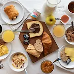 Hotel B&B Hotel Nimes Ville Active, Parking Securise Gratuit 3*