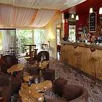 B&B Hotel Nimes Ville Active, Parking Securise Gratuit Nimes