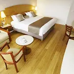 B&B Hotel Nimes Ville Active, Parking Securise Gratuit Hotel 3*