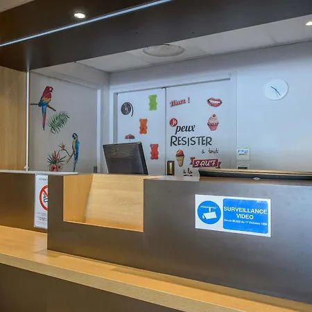 Active, Parking Sécurisé Gratuit Nîmes