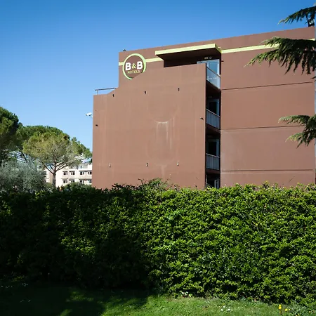 Active, Parking Securise Gratuit Nîmes