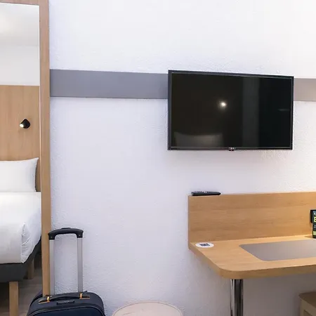 Hotel Active, Parking Securise Gratuit