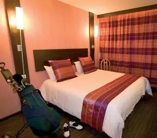 Active, Parking Securise Gratuit