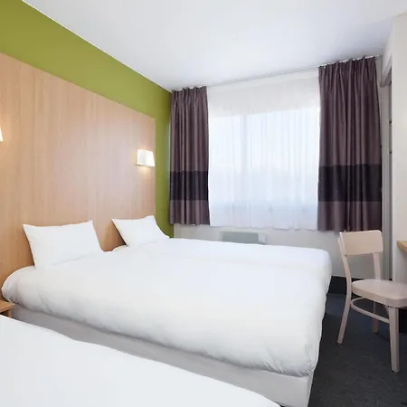 Hotel Active, Parking Sécurisé Gratuit
